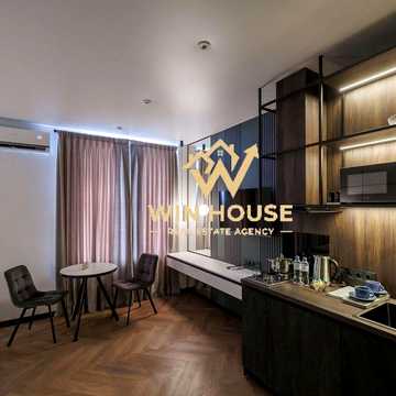 3К квартира, 99 м², Саксаганського 42. Царський будинок у центрі, Голосіївській район. Продаж БЕЗ%