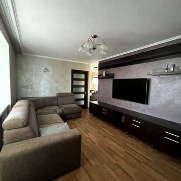 Здам 3-кімнатну квартиру по вулиці Сергія Слісаренка