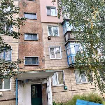 продам 2 х комнатную квартиру