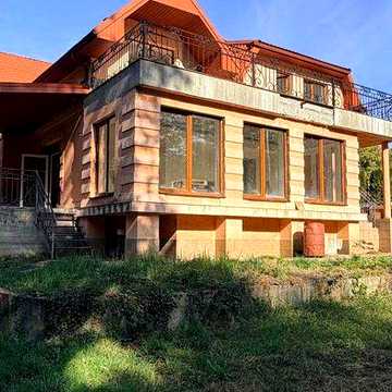 Продаж 2поверх. будинку в Мукачеві біля лісу | 335 м² | 21  сотка