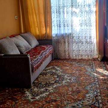 Продається 1 кім кв., 30 м. кв. вул. Незалежна Україна