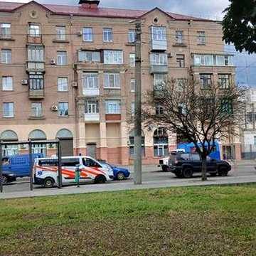 Продам 2 комнатную квартиру в сталинке, ул. Университетская, 37/39  Центр Харькова
