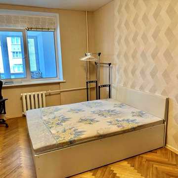 Аренда 3-к квартиры, ул. Олеся Гончара 79 метро Университет.