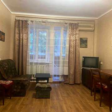 Сдам в долгосрочную аренду чистую уютную 2-к кв. Балковская, парк
