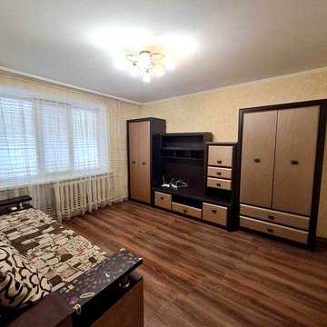 Оренда 1-но кімнатної квартири з технікою та меблями в спальному районі міста за ДУЖЕ ВИГІДНОЮ ЦІНОЮ. Звертайтесь.