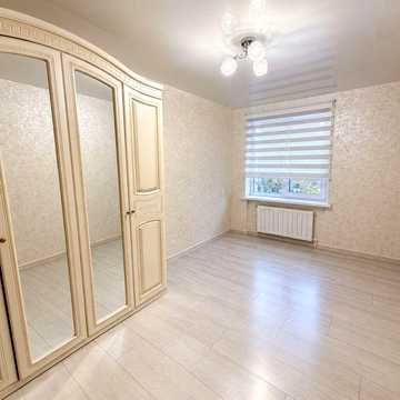 Продається 2-кімнатна квартира у Дрогобичі