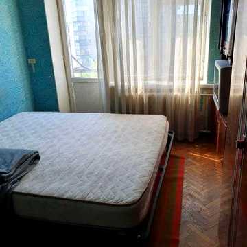 Продам 1 кімн. квартиру по вул. Дністерська.