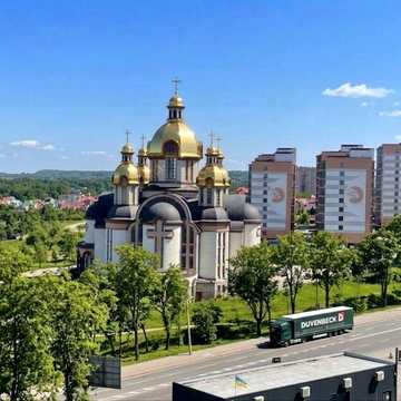 Видова, готова до ремонту 2-х кімнатна квартира в готовому будинку