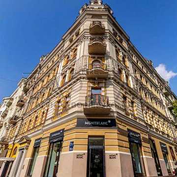 Продаж квартири будинок памʼятка архітектури БОГДАНА ХМЕЛЬНИЦЬКОГО 30/10 Золоті Ворота ЦЕНТР біля Національної Опери