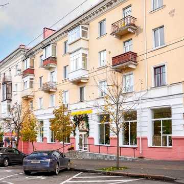 1 кімнатна Сталінка Інвестиція під оренду Центр Золотий ключик Площа Вал Драмтеатр