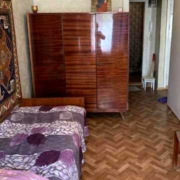 Продам 2-кімнатну квартиру по вул. Сонячна набережна
