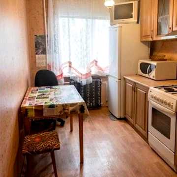 Сдам 3к квартиру Титова