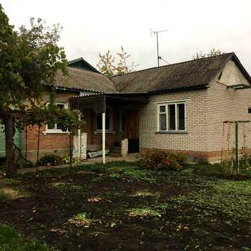 Від власника 1/2 будинку біля автостанції