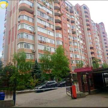 Двухкомнатная с ремонтом в классном районе на М. Говорова