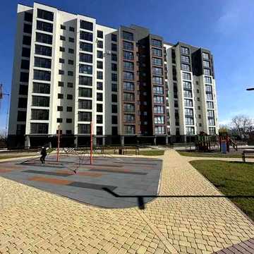 1 кімнатна з власним патіо ЗДАНА !! Біля ТЦ ВЕЛМАРТ