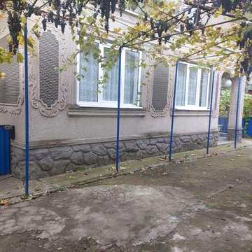 Продається затишний будинок