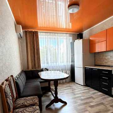 1-кімнатна квартира з якісним ремонтом. Меблі, техніка нові. Газ. Марсельська