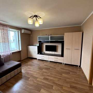 Сдается 2 к кв на Казарского ,на длительный срок.