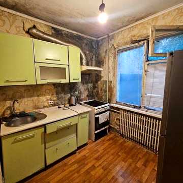 Трехкомнатная квартира на Алексеевке, Ахсарова 11-а