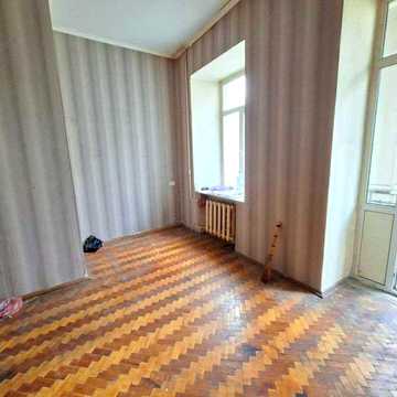 Продаж 3 кімнатної в центрі Києва