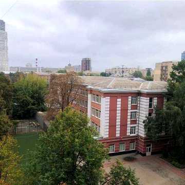 Продаж 3к П.Мирного 11, тихий безпечний центр парк метро