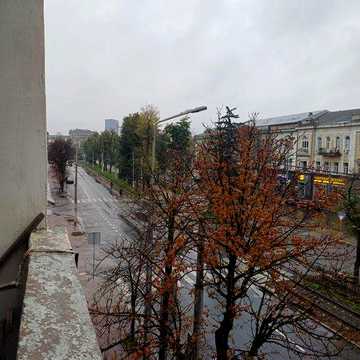 Продам 2к квартиру в центре!