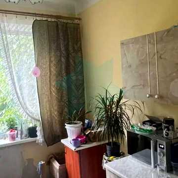 Продам 2к квартиру по хорошей цене.Центр города!