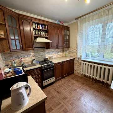 продаж квартири вул. Величковського