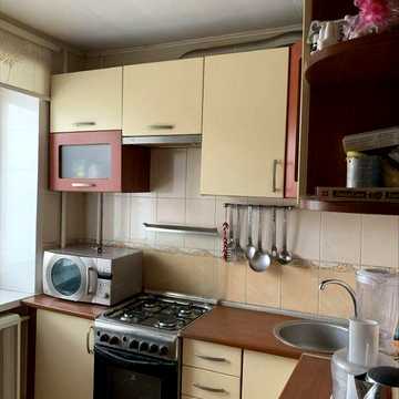 Продам 2 ком.кв по ул.Чумаченко .Комфортный 3 этаж