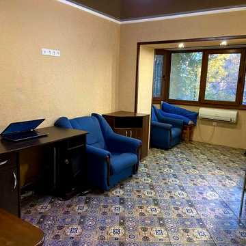 Продається 1 кімнатна квартира студія .