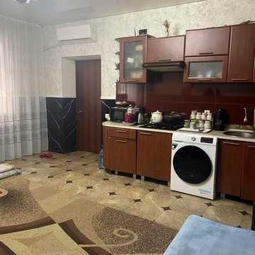 Квартира на земле в центре г. Одессы!