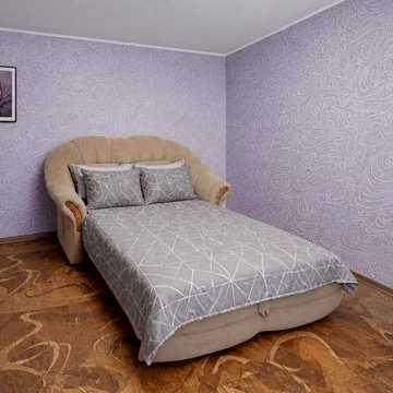 Сдам свою 2-х комн. в центре на Торговой
