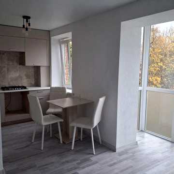 Продам 1 кімн з ремонтом в центрі