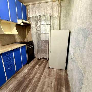 Продається 1 кімнатна квартира вул.Генерала Безручка