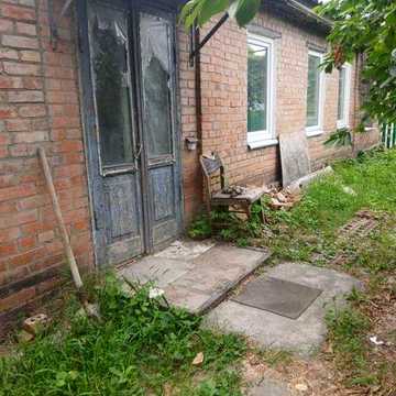 Продається частина будиноку. Район Мясокомбінату.
