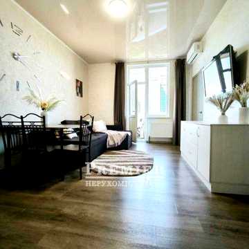 Квартира 96 м², сучасний ремонт, нові меблі та техніка