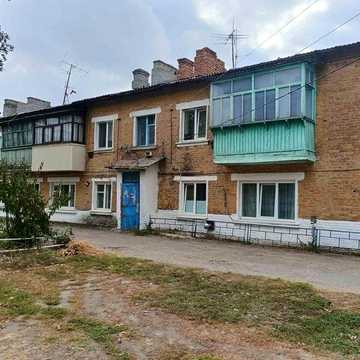 Трикімнатна квартира Садове