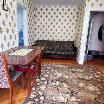 3кім.квартира в центрі міста,косм.рем