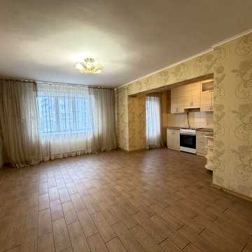 Велика 2кім квартира в новобудові пр-т Грушевського ( вул. 1 Травня)
