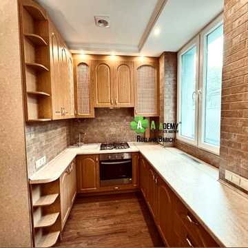 Продаж Центр, парк Глоби, пр. Л. Українки, 3-кімн. квартира з ремонтом, 69м, 63000$ без комісії для покупця.
