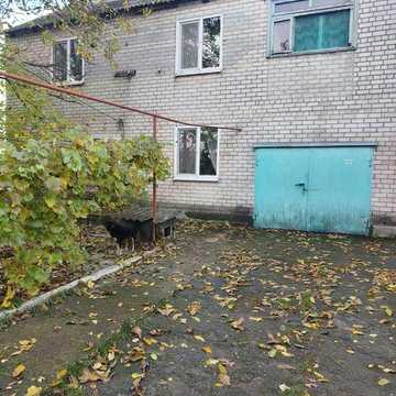 Будинок з ремонтом