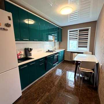 Продаж 3 КІМНАТНОЇ квартири ( вул.Кропивницького)
