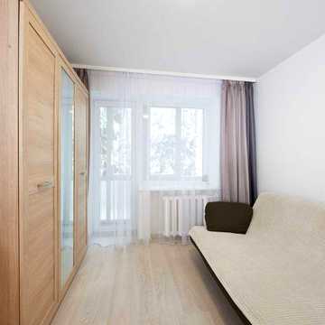 ПРОДАЖ!1 км квартира в 32 м. кв! Будинок цегляний! Вул.Пасічна ( початок)