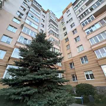 Оренда чудової квартири в заселеній новобудові по вул Шевченка Степанівни Міхновських