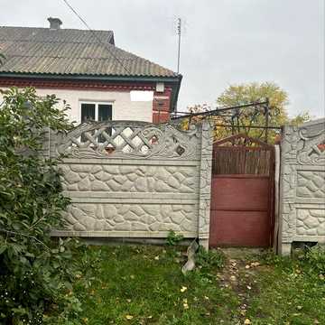Продам будинок смт.Приютовка
