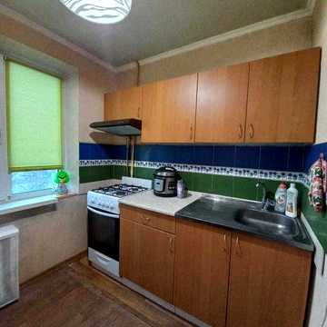 Соловяненка Анатолія 2/6,оренда 2квартири, ГАЗ, М.Дарниця