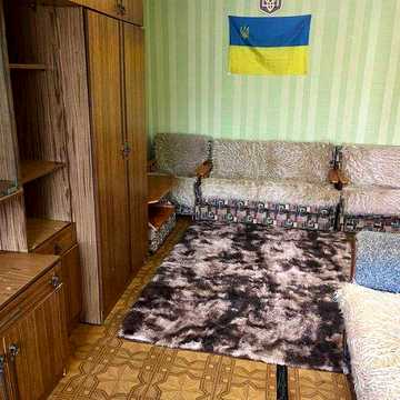 Здам квартиру в центрі до ринку 1 хв середній поверх