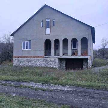 Будинок в Кельменцях