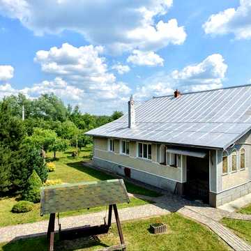 ПРОДАЄТЬСЯ житловий будинок | Земельна ділянка 50 сотих | 20 хв їзди до м.Коломия