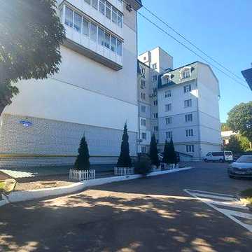 3-х кімнатна квартира 80м² з подвійним гаражем центр міста вул. Коцюбинського 2